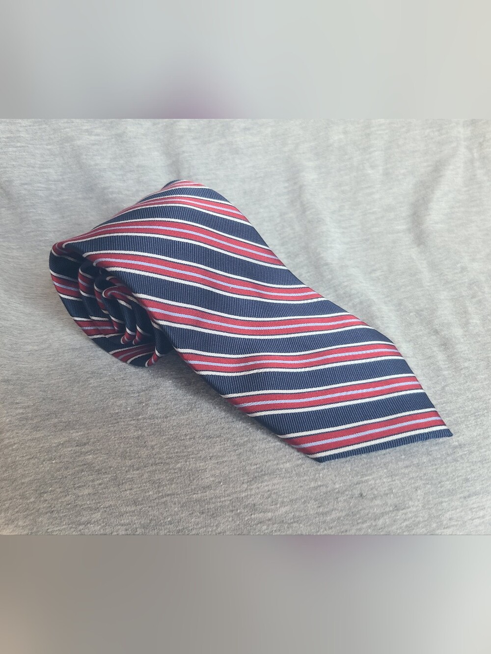 Chaps 100% Silk Black Red & White Necktie Tie Hand Made in China Ralph Lauren